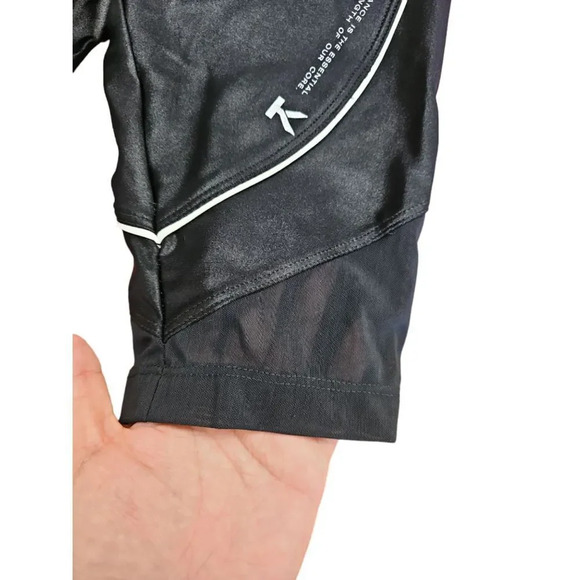 KORAL Women's Black High Waist Activewear Biker Shorts Small - Picture 5 of 9